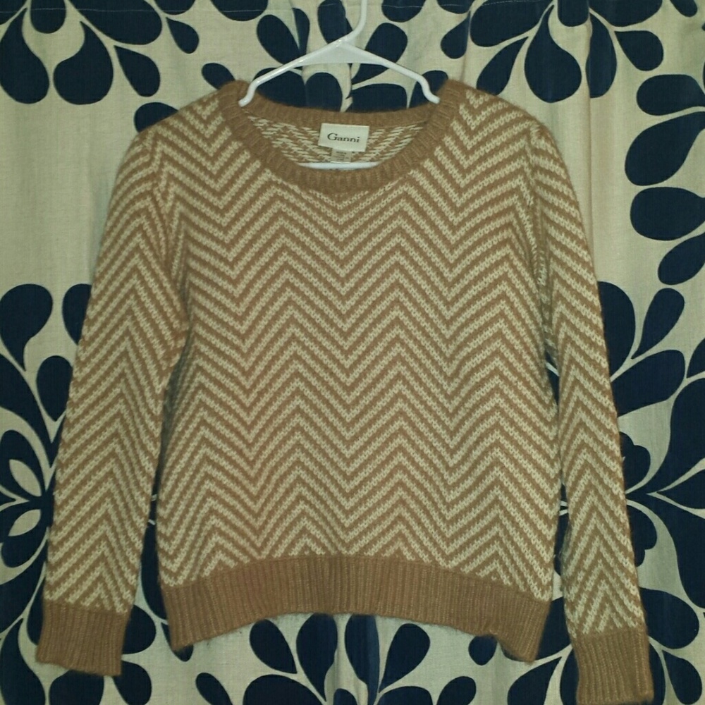 Anthropologie sweater ASO MEGHAN MARKLE